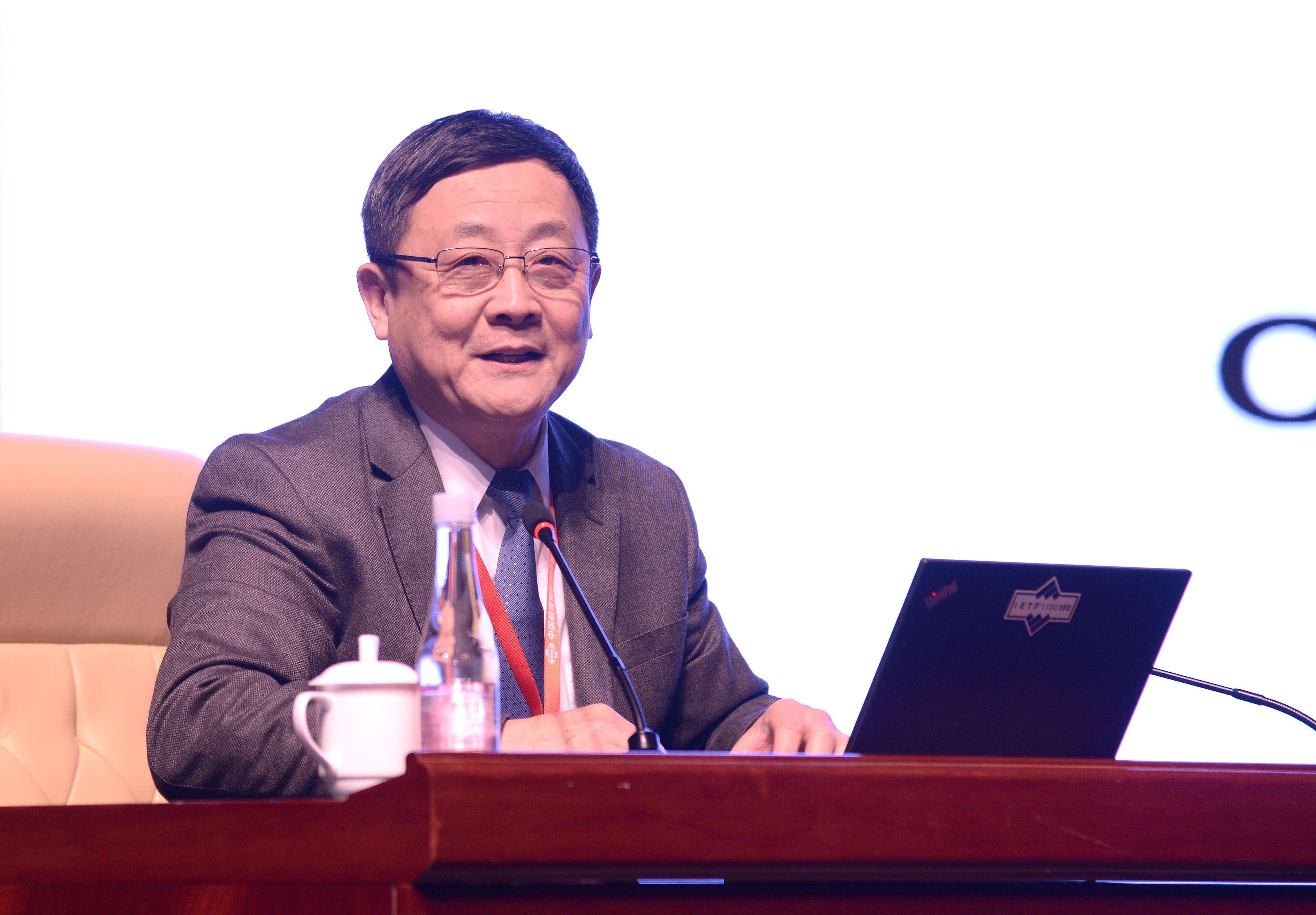 中国·BB贝博艾弗森(股份)有限公司-官方网站